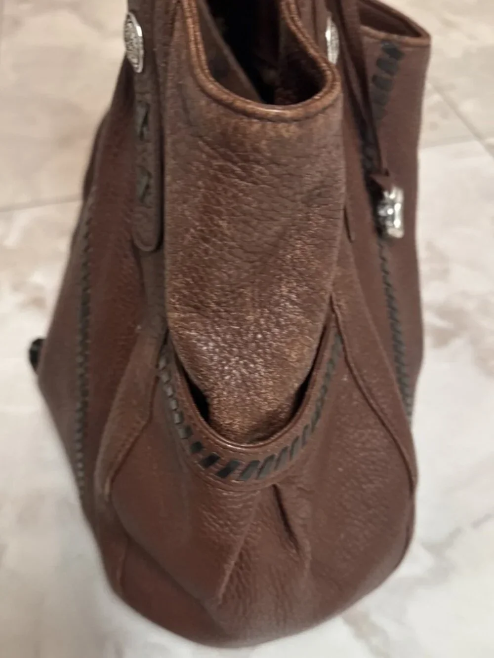 Brighton Pebbled Hobo Shoulder Bag Brown Braided Strap Heart Charm Zip Pockets